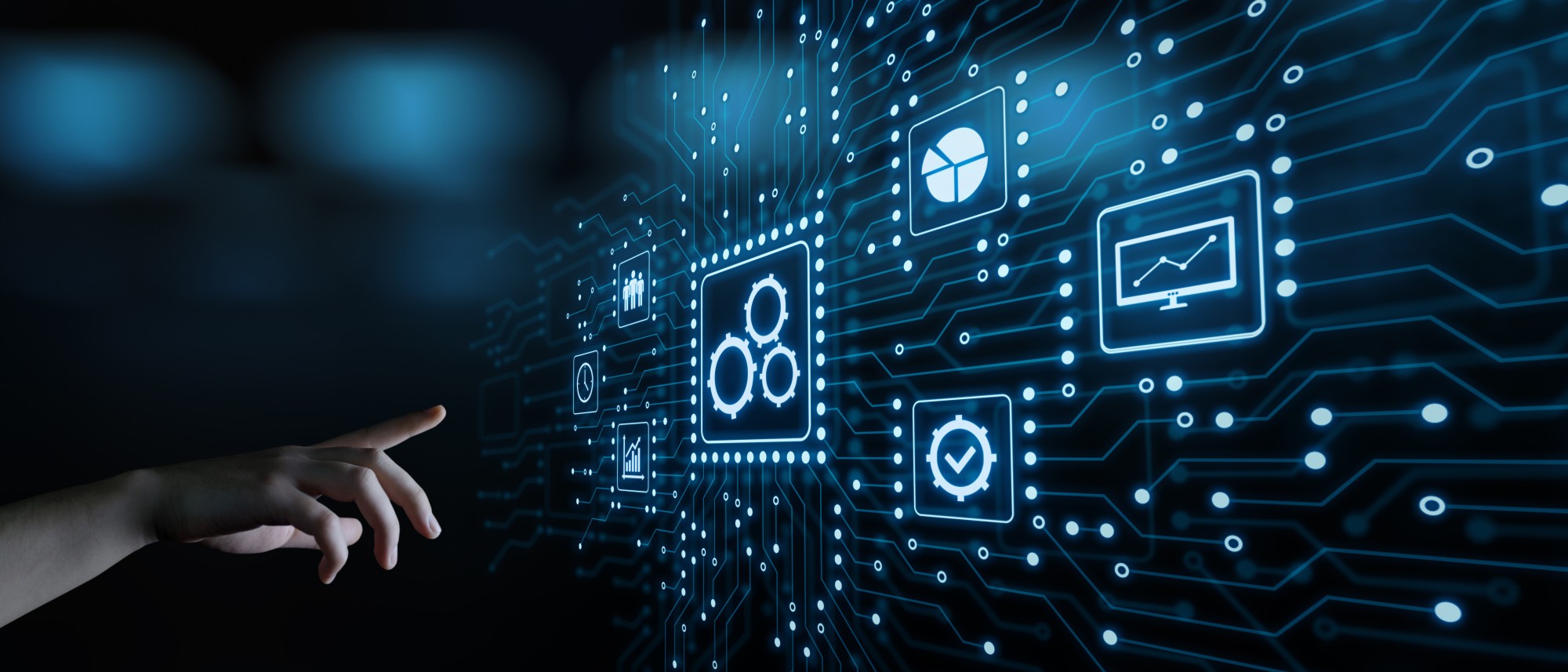 How Epicforce Tech’s Consultants Guide You Through Complex Epicor Customizations