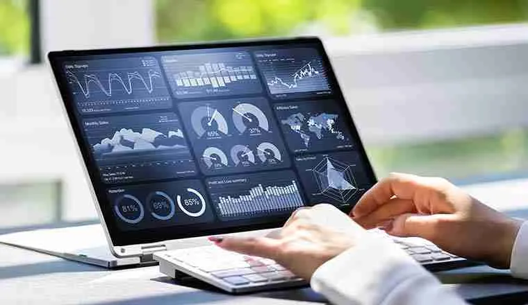 When to Build One Dashboard vs. Many—Our Consultants' Approach